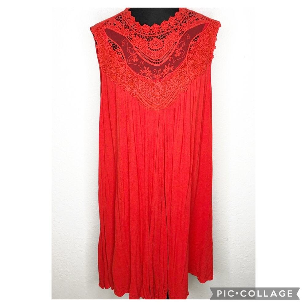 Torrid red gauze floral lace neckline sleeveless shift dress size 2 or 2X‎